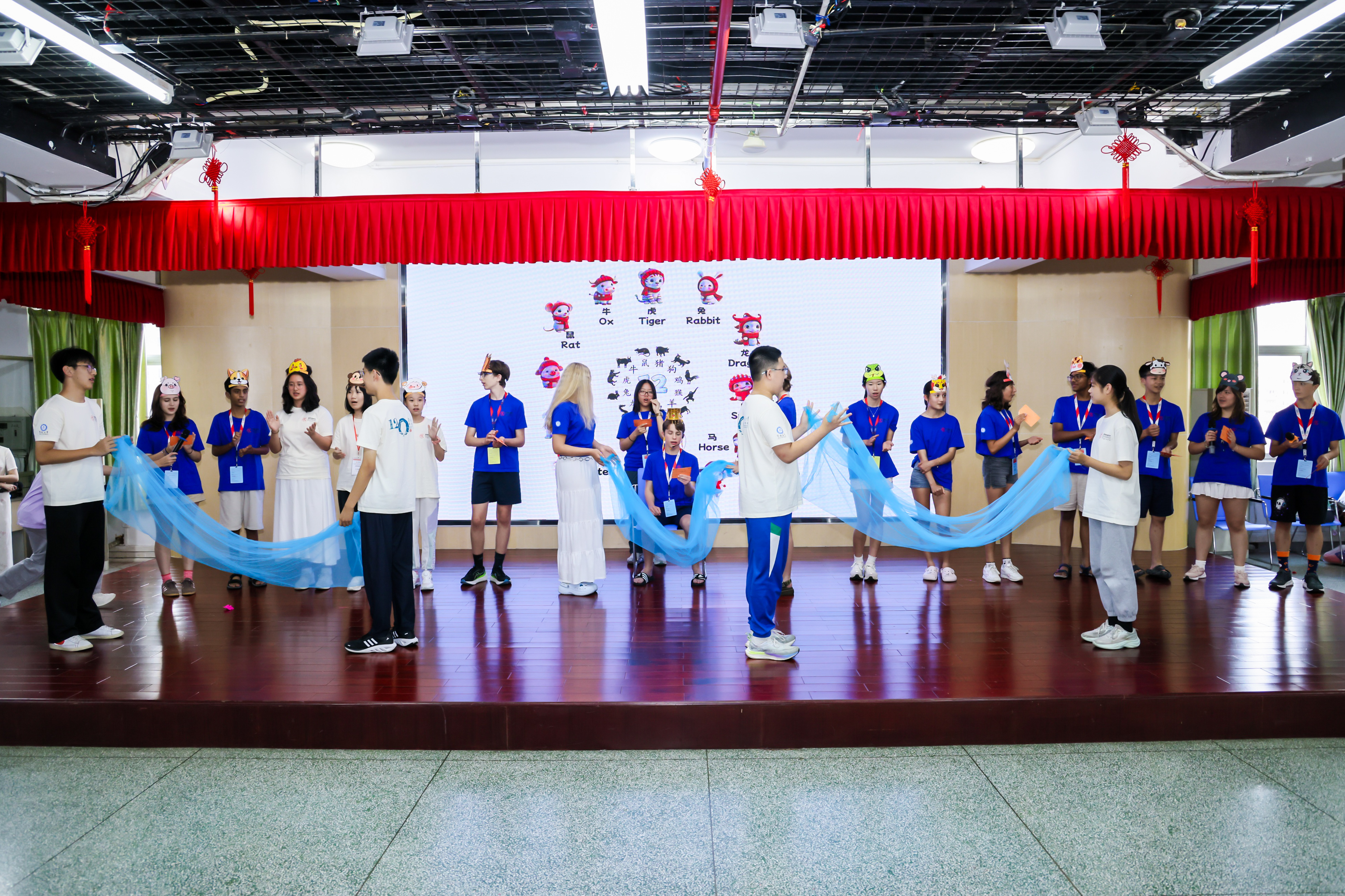 7.2-0712-MEP结营典礼2班小品.jpg
